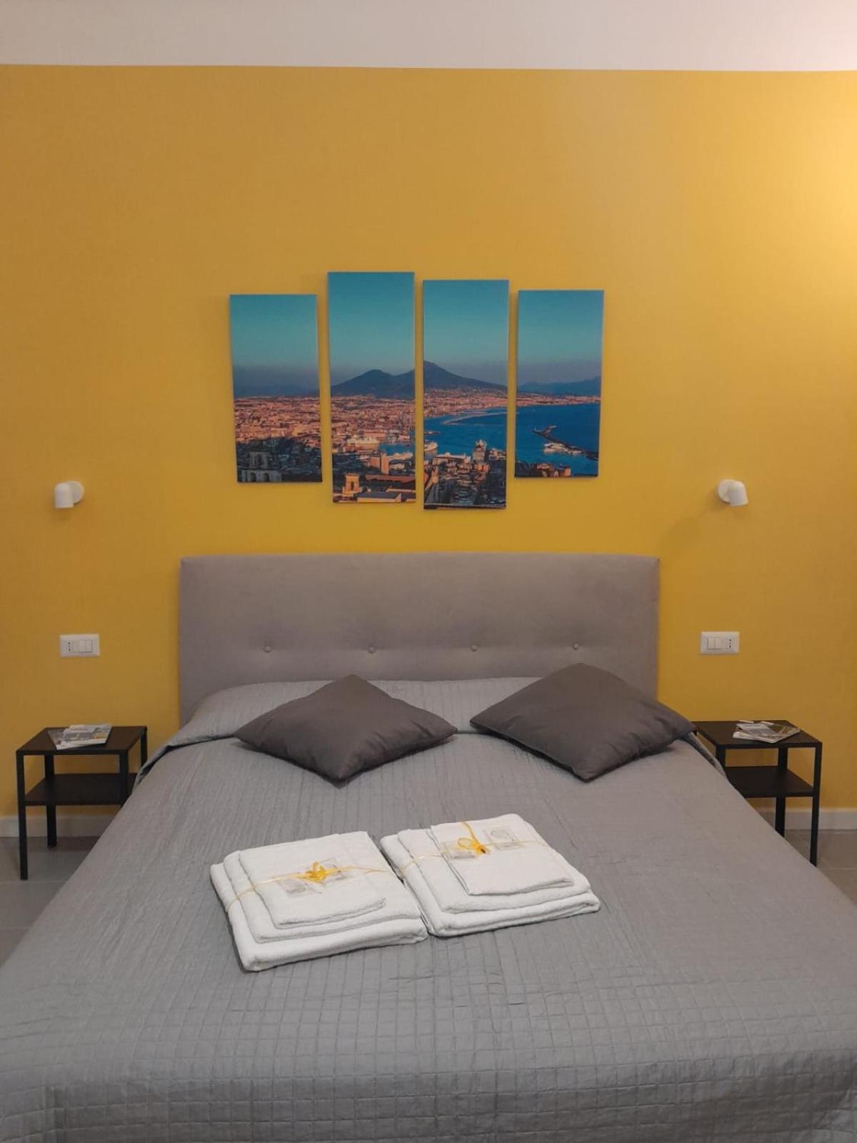 Monteoliveto 5 Bed & Breakfast Naples Luaran gambar
